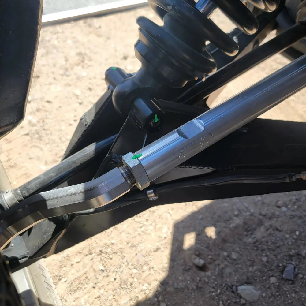 Maverick R Tie Rod Kit