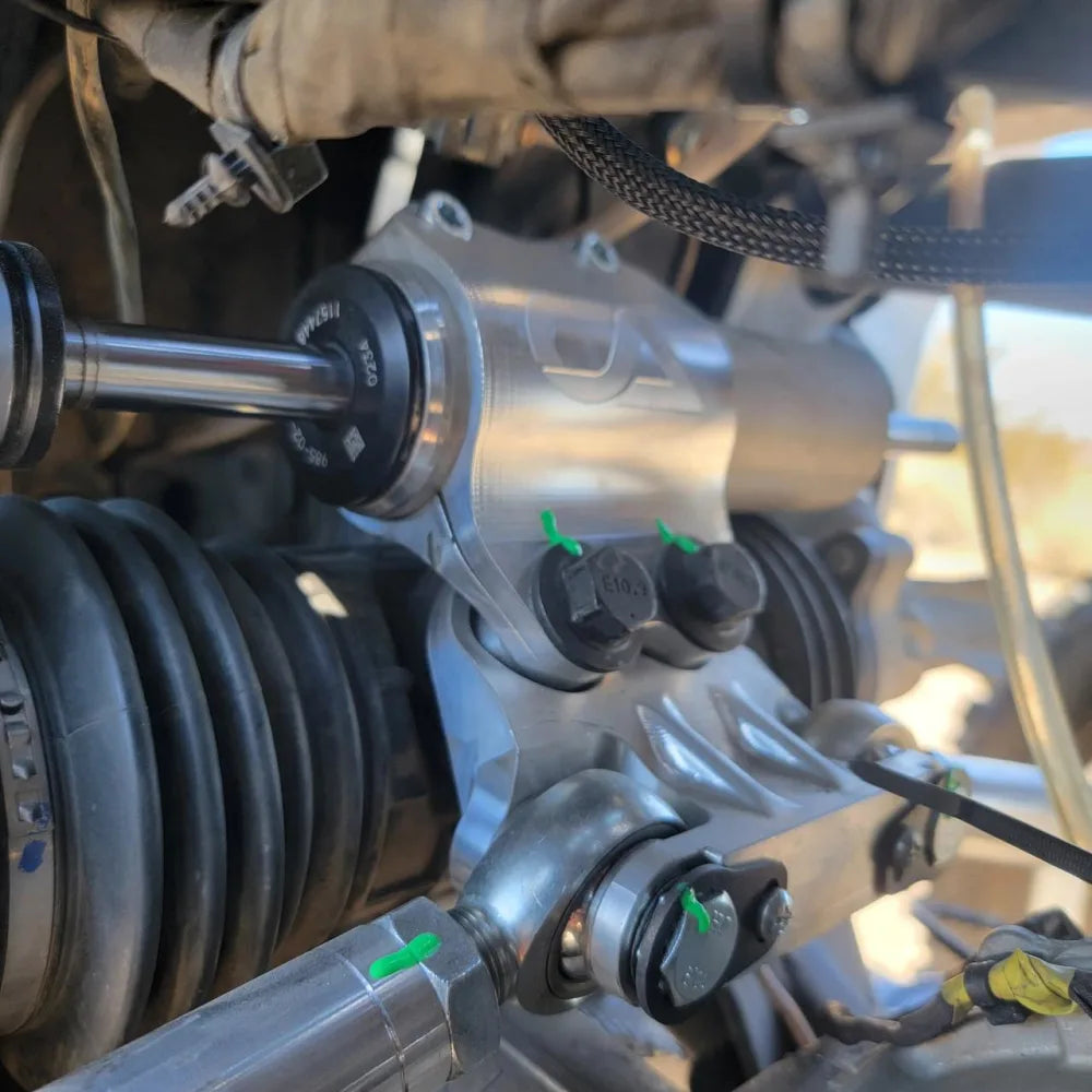 Maverick R Tie Rod Kit